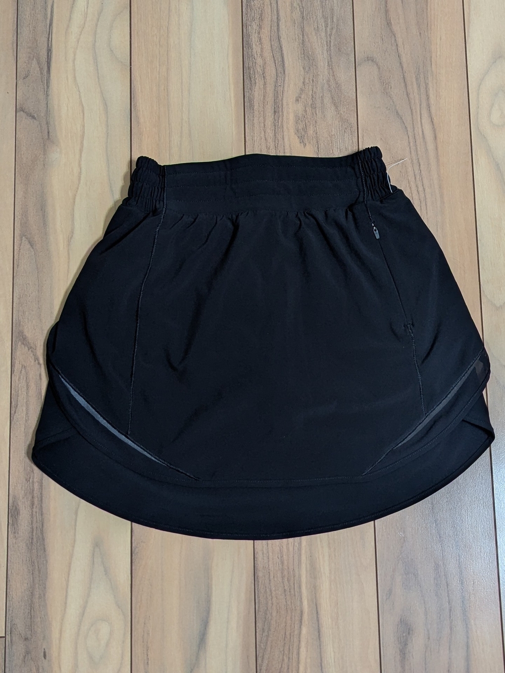 EUC! Lululemon Hotty Skirt In Black Size 2